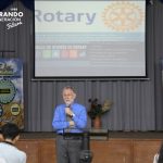 Charla del Sr. Wally Gardiner del Rotary Club of High River, Canadá