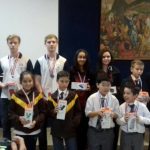 Alumnas del Colegio Politécnico Johannes Gutenberg durante la premiación de las Olimpiadas Kanguro