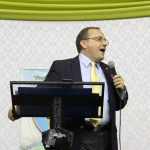 Charla con el Dr. Andrés Panasiuk en el Colegio Politécnico Johannes Gutenberg con el tema "Salud financiera en mi familia"