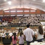 Festejo del aniversario en el Polideportivo del Colegio Politécnico Johannes Gutenberg