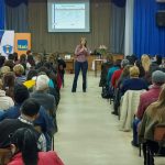 Gloria Ayala Person durante la charla acerca de Educación financiera.