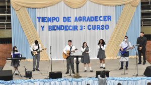 Tiempo de agradecer y bendecir - Tercer Curso Colegio Gutenberg