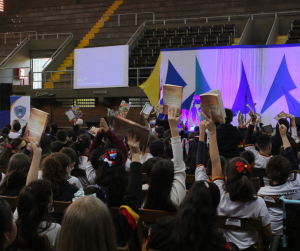 Colegio Gutenberg Jose Luis Navajo en Paraguay 2022 10